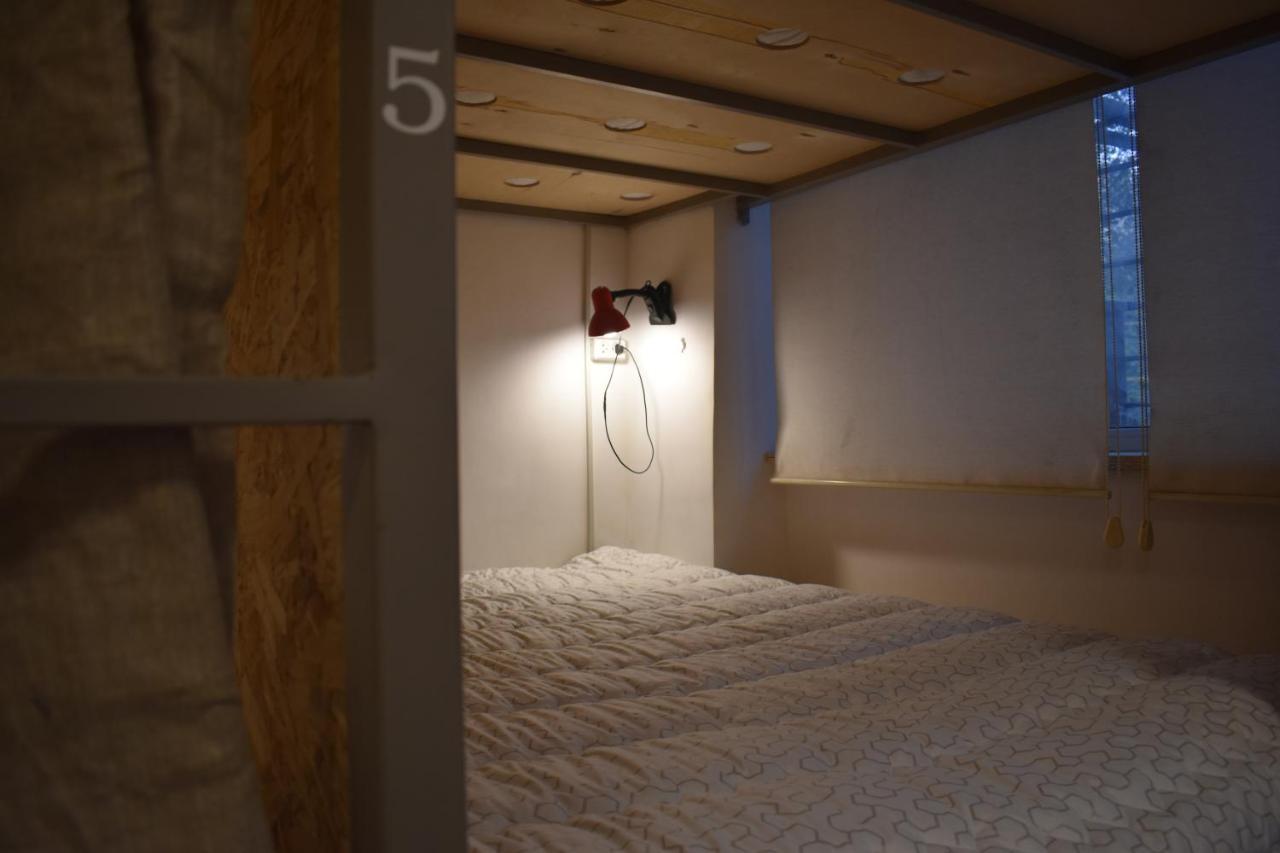 Sleep Studio Hostel Jereván Kültér fotó